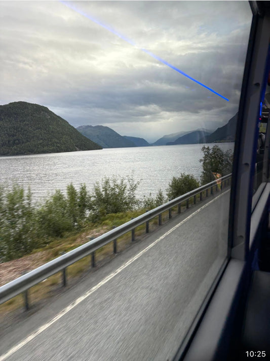 日落下的挪威 - 일몰 속 노르웨이 - Norwegen bei Sonnenuntergang - Norway by Sunset - Digital Image - Book Covers / Calendars / Posters (Copy)